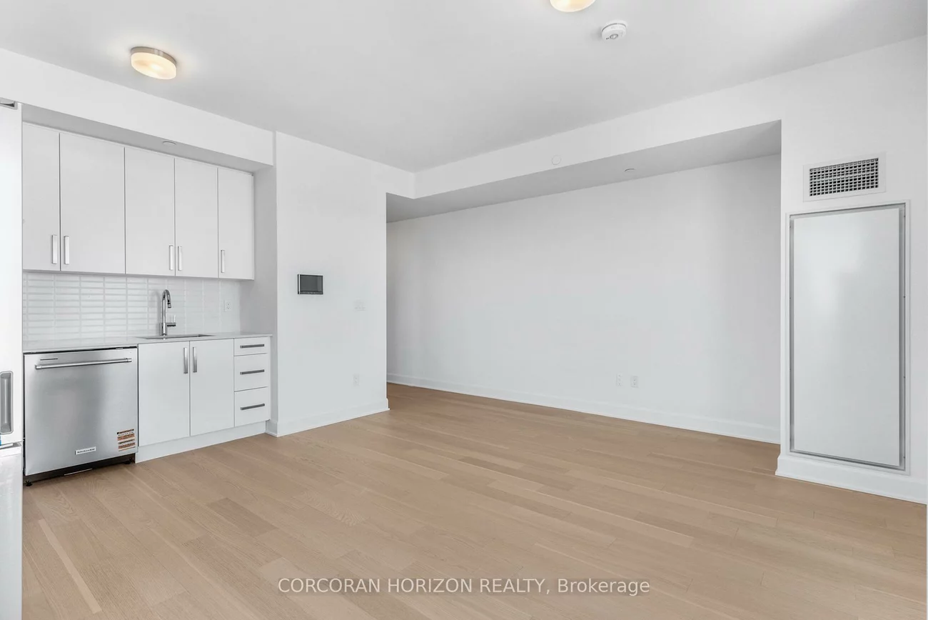 3240, William Coltson, 1010 - JM Joshua Meadows, Oakville