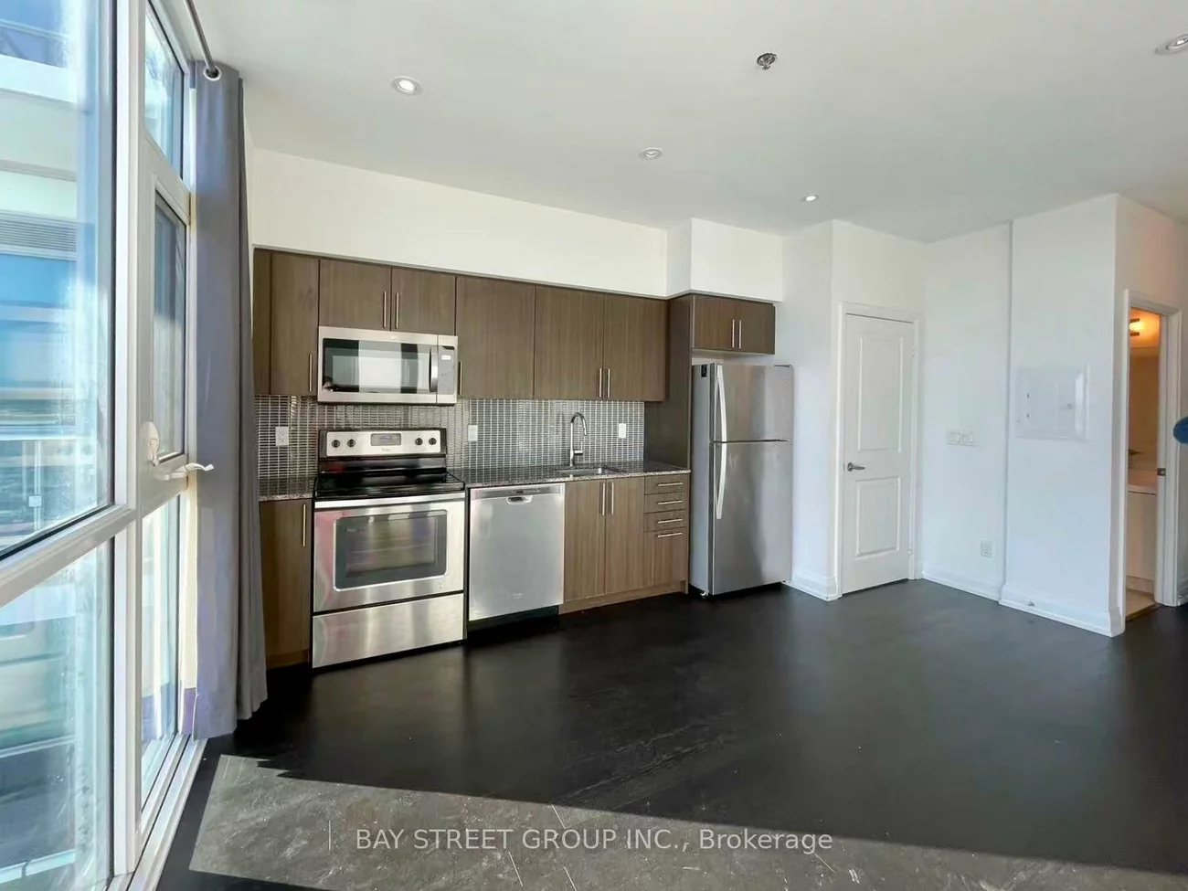 65, Speers, 1002 - CO Central, Oakville