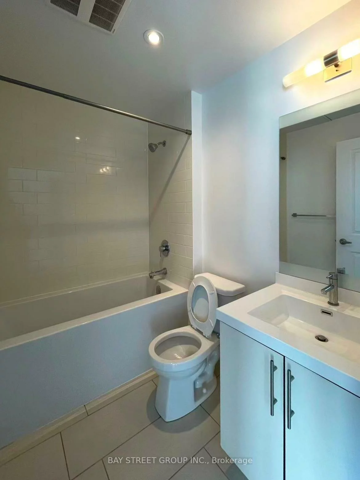 65, Speers, 1002 - CO Central, Oakville