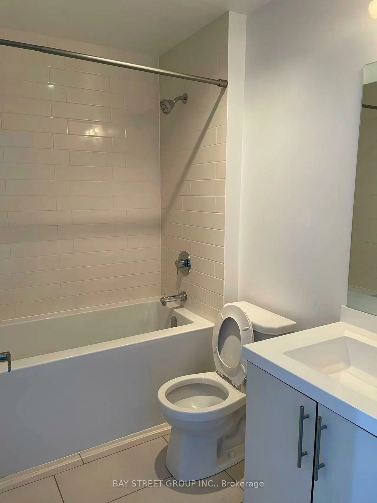 65, Speers, 1002 - CO Central, Oakville