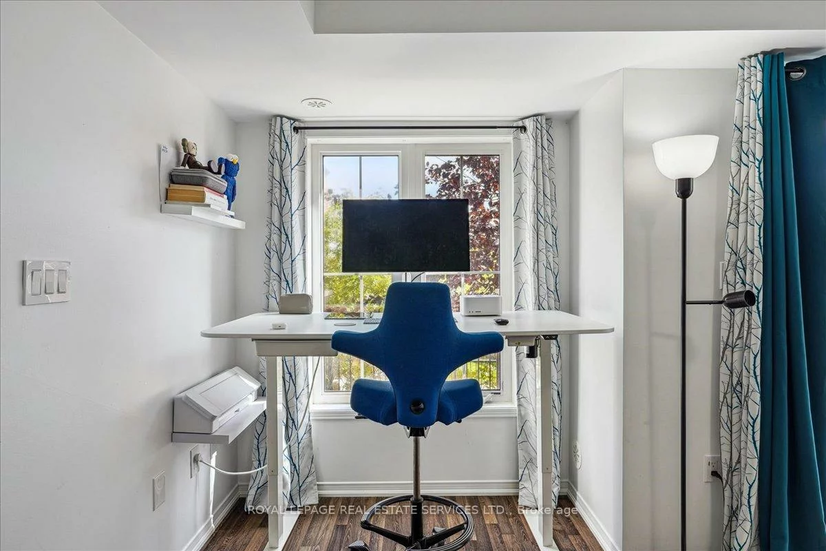 2480, Post, 1015 - RO River Oaks, Oakville