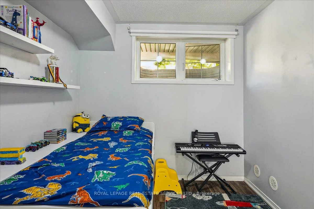 2480, Post, 1015 - RO River Oaks, Oakville