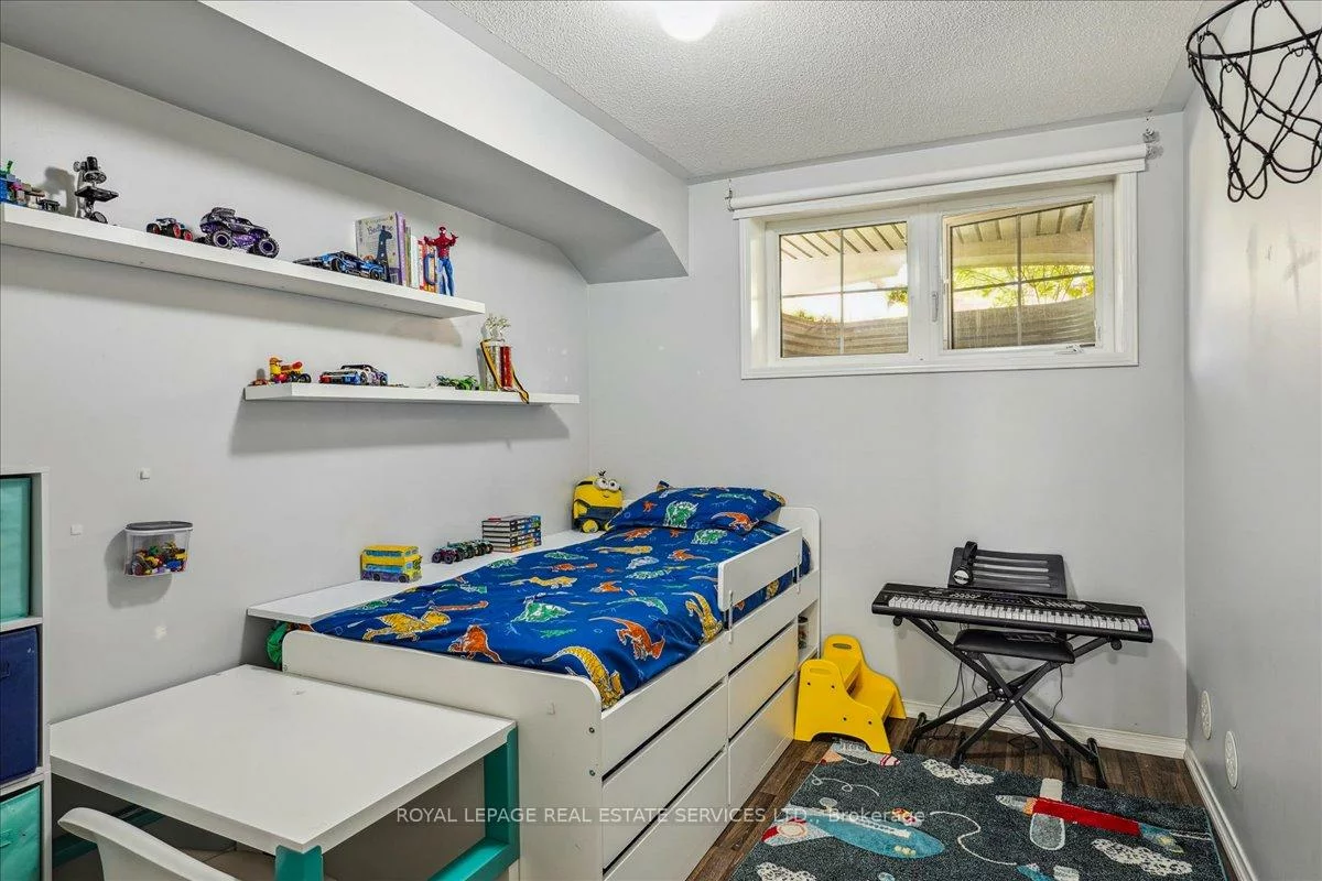 2480, Post, 1015 - RO River Oaks, Oakville