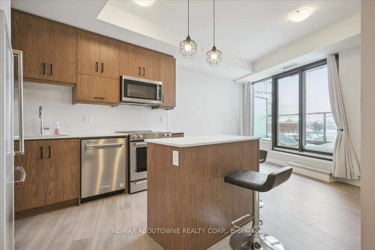 3006, William Cutmore, 1010 - JM Joshua Meadows, Oakville