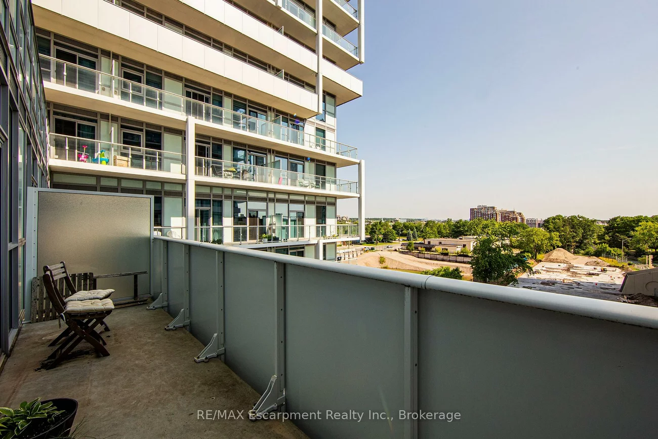 65, Speers, 1002 - CO Central, Oakville