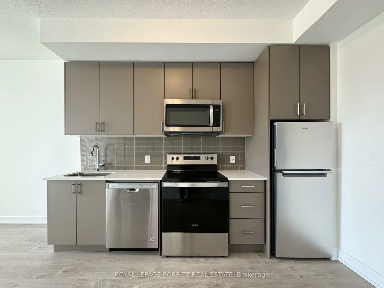 3220, William Coltson, 1010 - JM Joshua Meadows, Oakville