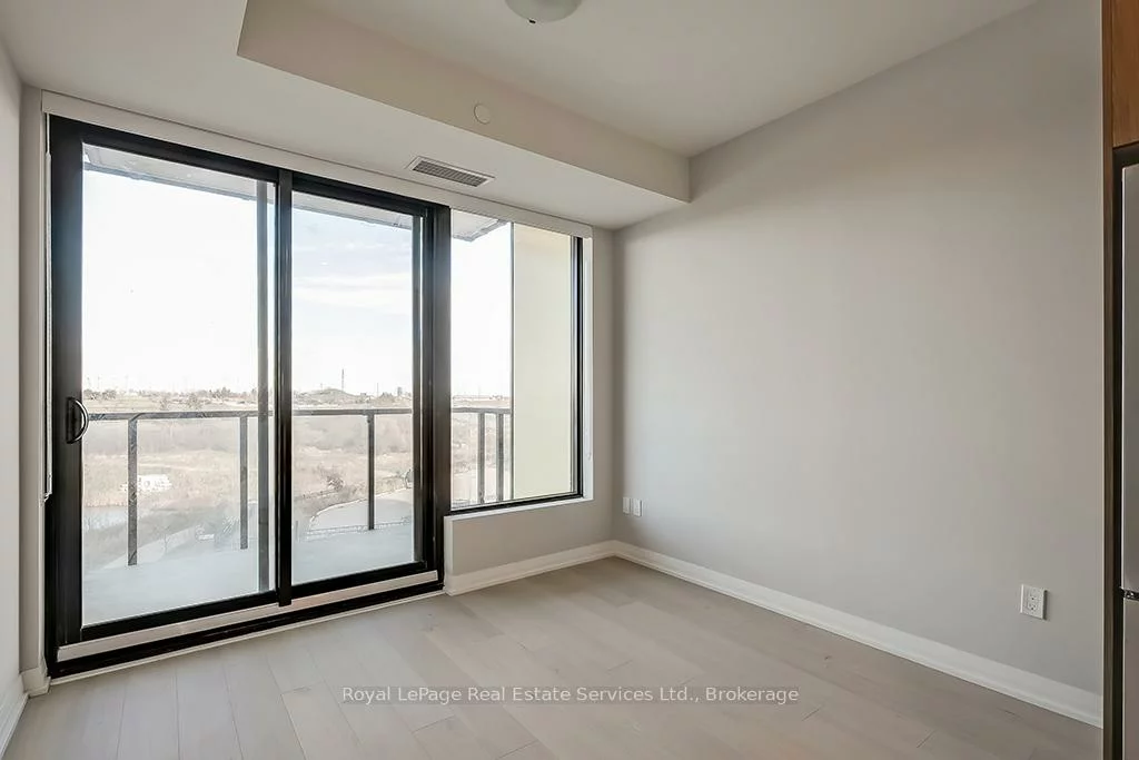 1415, DUNDAS, 1010 - JM Joshua Meadows, Oakville