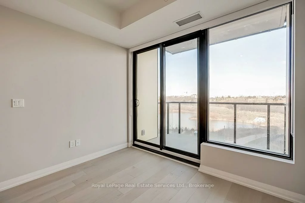 1415, DUNDAS, 1010 - JM Joshua Meadows, Oakville