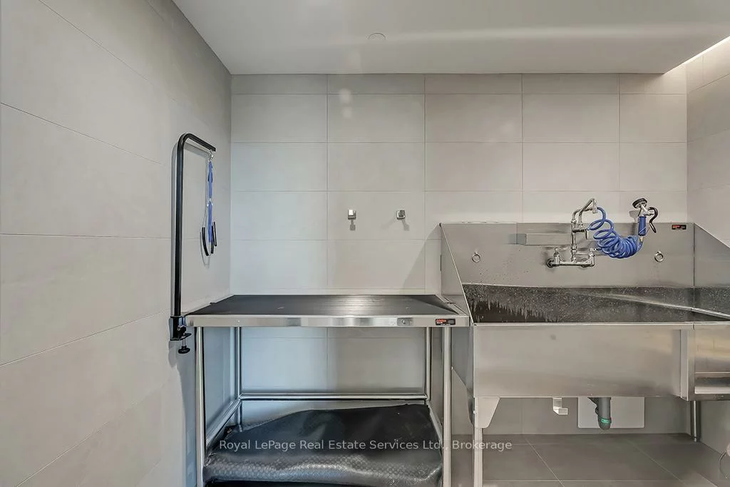 1415, DUNDAS, 1010 - JM Joshua Meadows, Oakville