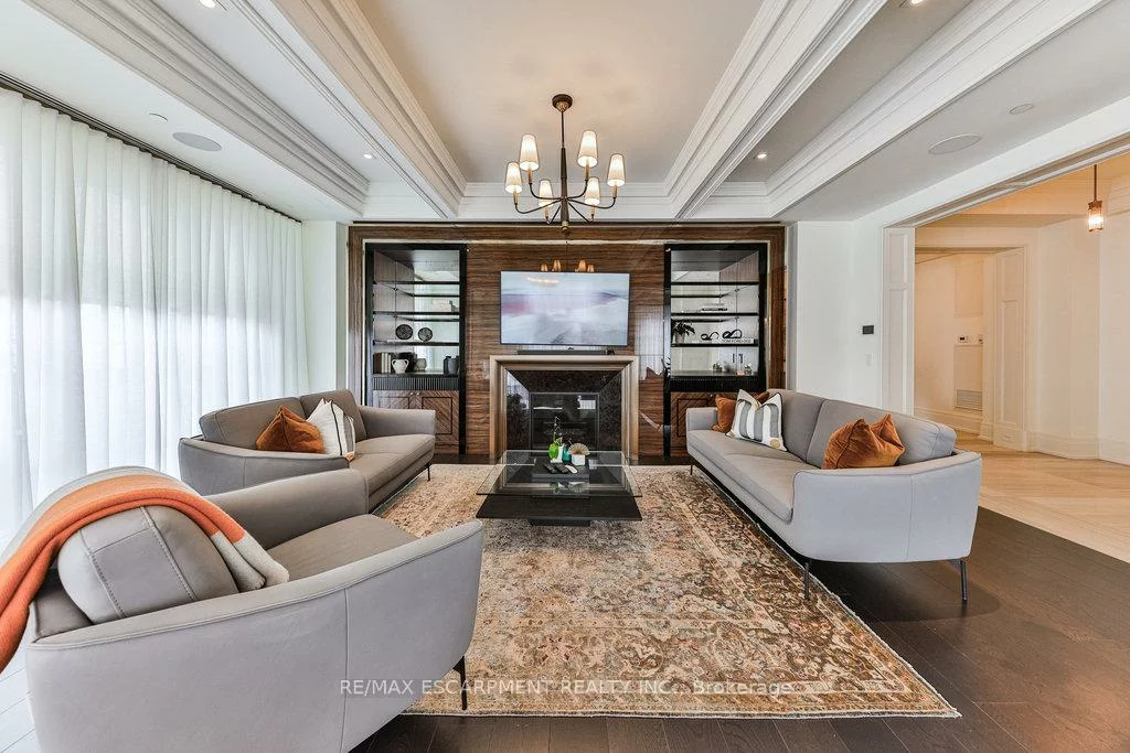 300, Randall, 1013 - OO Old Oakville, Oakville