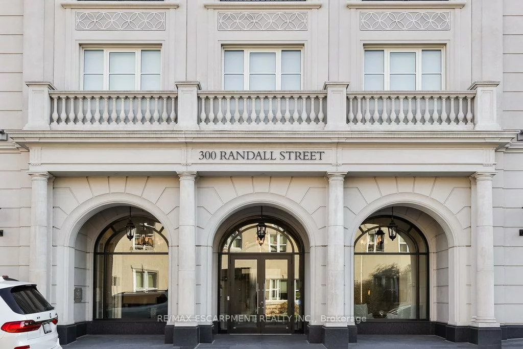 300, Randall, 1013 - OO Old Oakville, Oakville