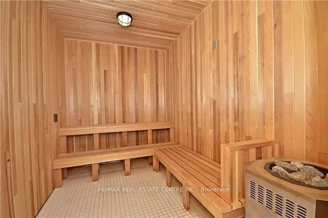 55, Speers, 1002 - CO Central, Oakville