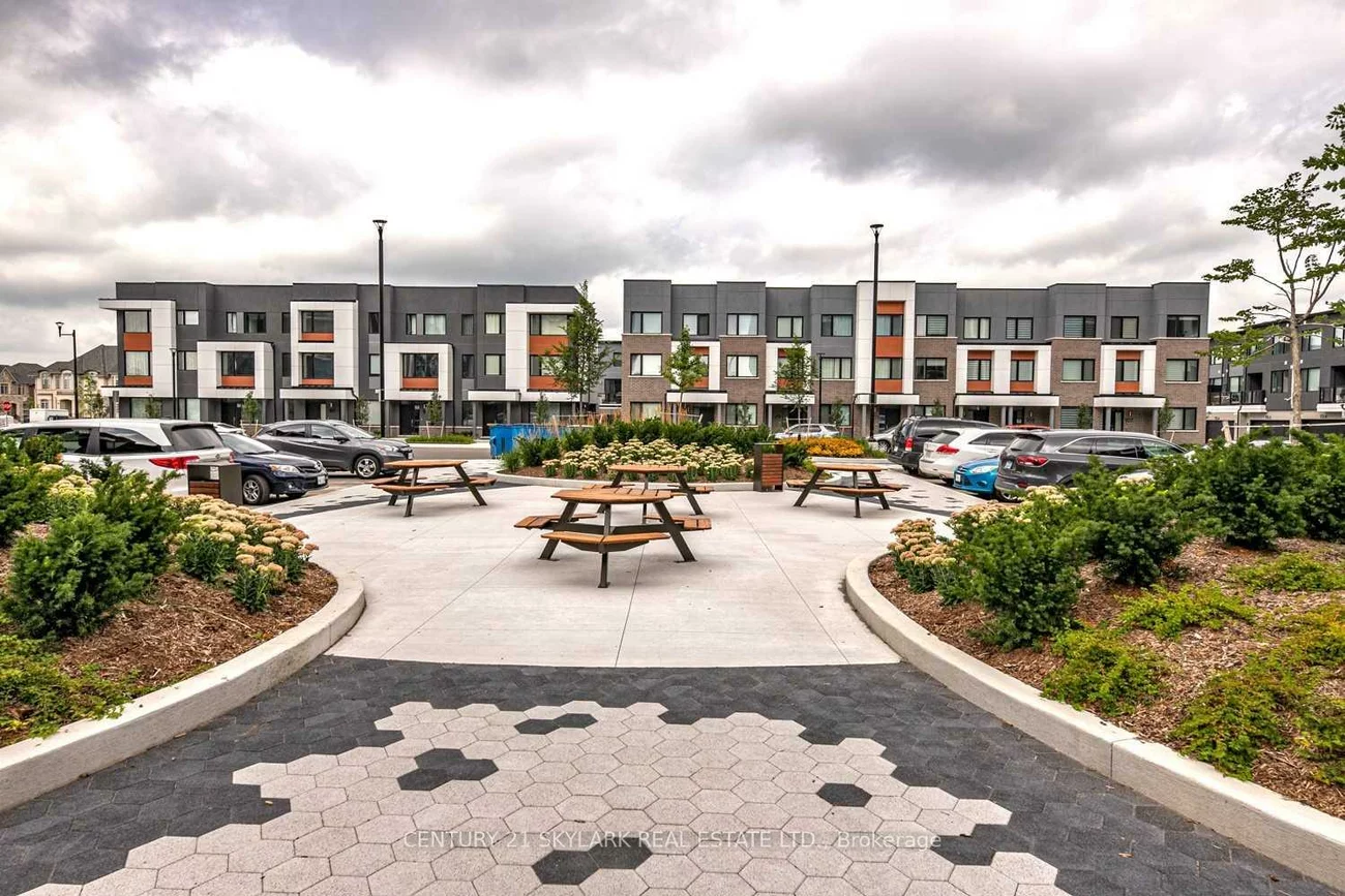 102, Grovewood, 1008 - GO Glenorchy, Oakville