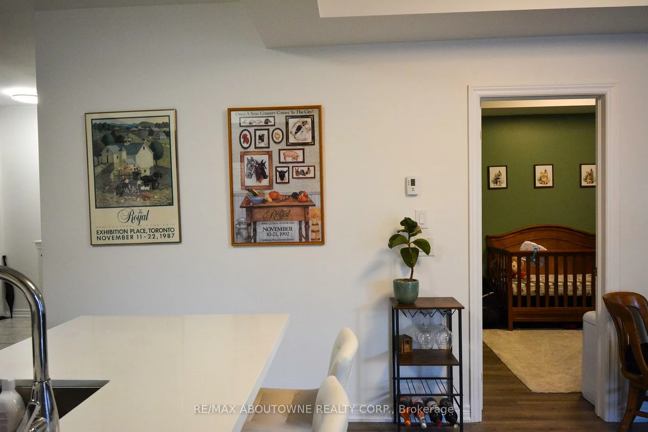 272, Georgian, 1015 - RO River Oaks, Oakville