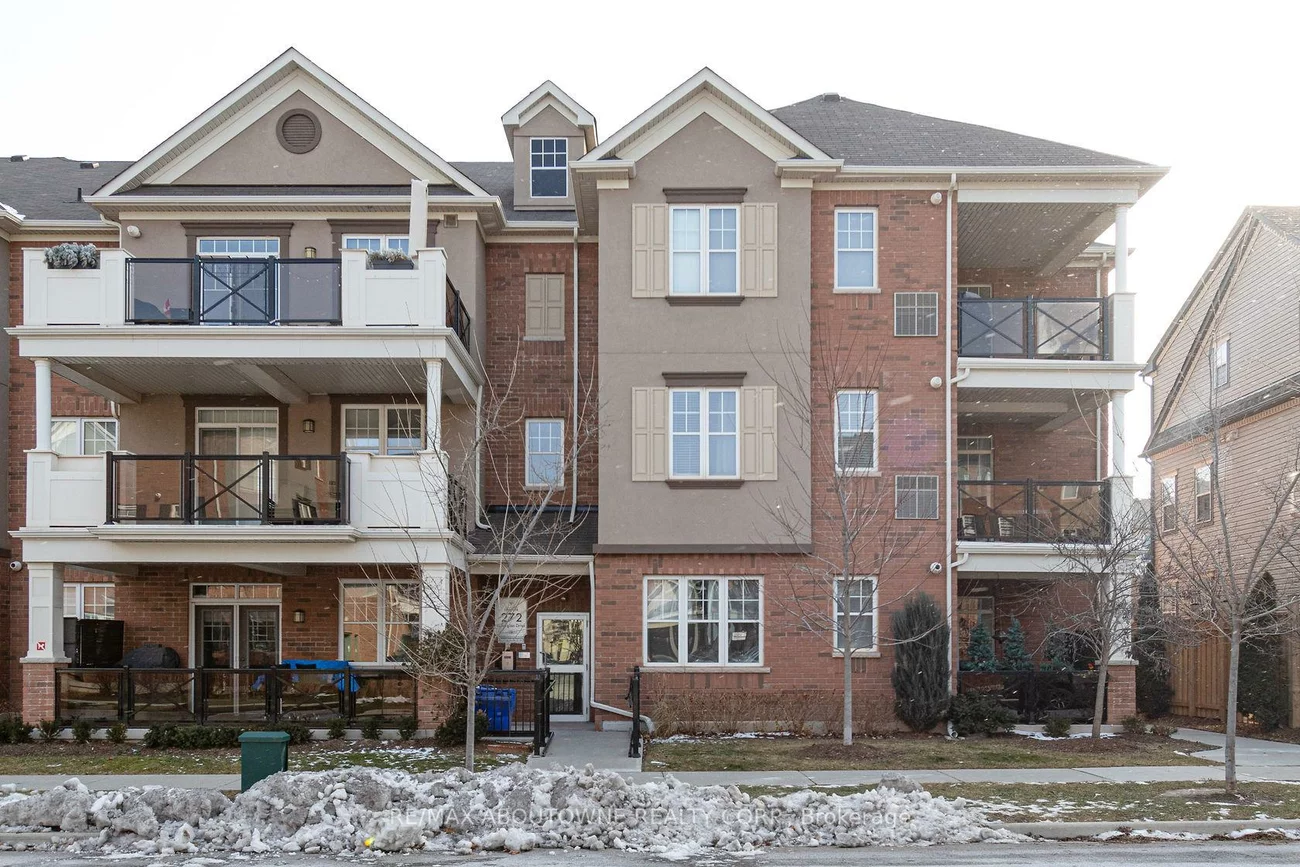 272, Georgian, 1015 - RO River Oaks, Oakville