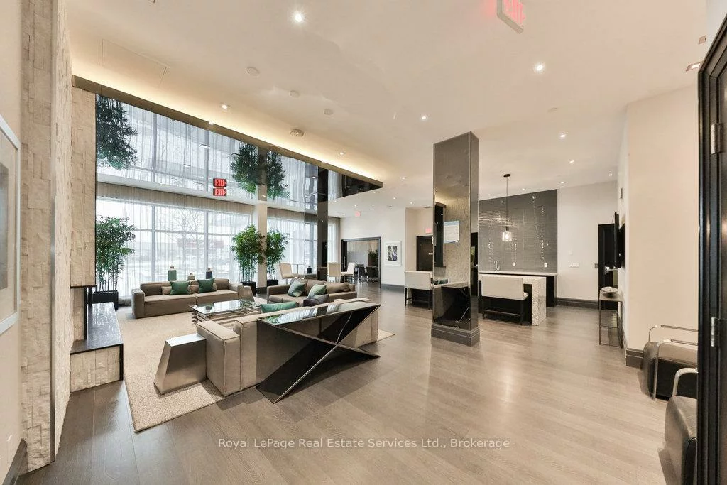 65, Speers, 1002 - CO Central, Oakville