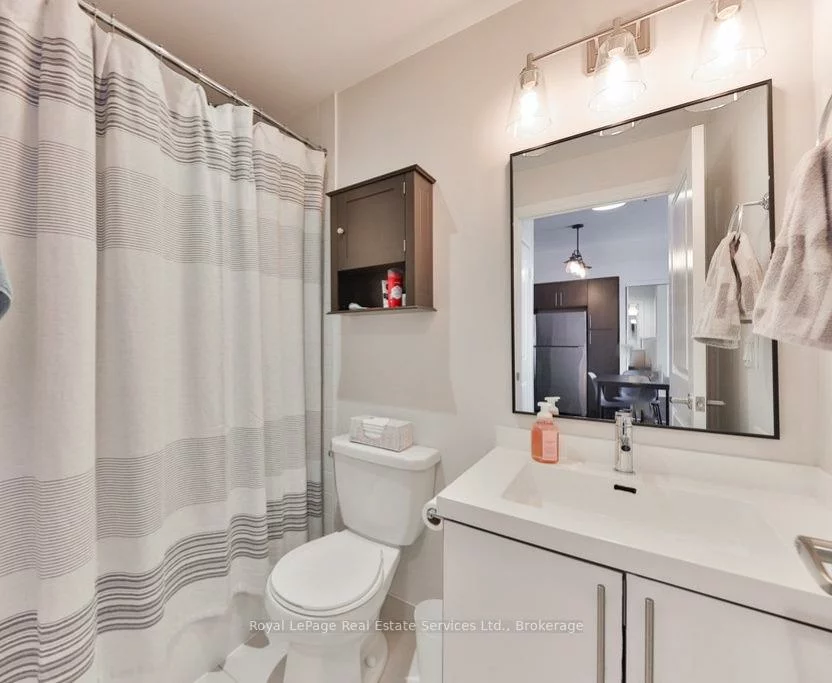 65, Speers, 1002 - CO Central, Oakville