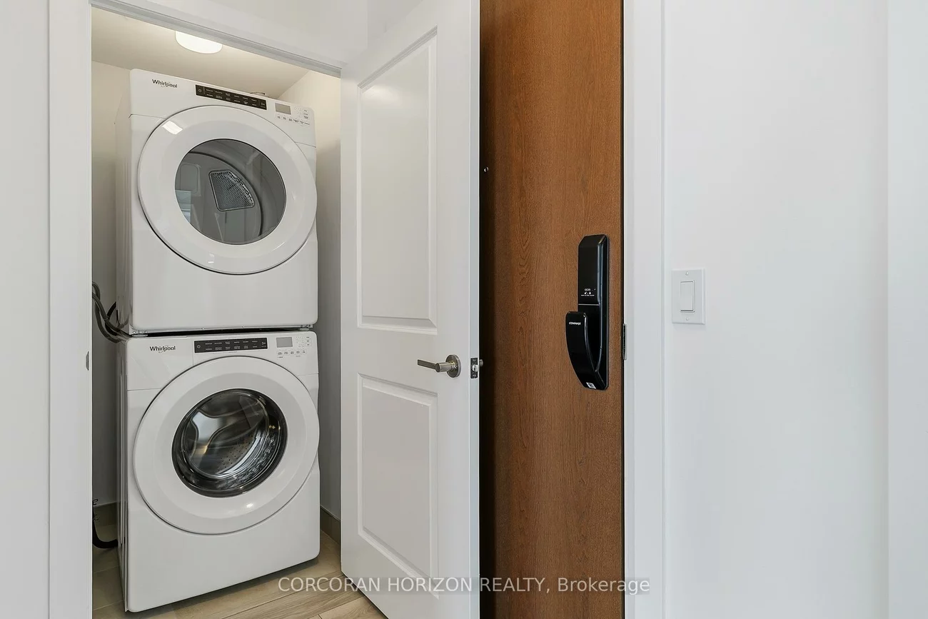 3240, William Coltson, 1010 - JM Joshua Meadows, Oakville