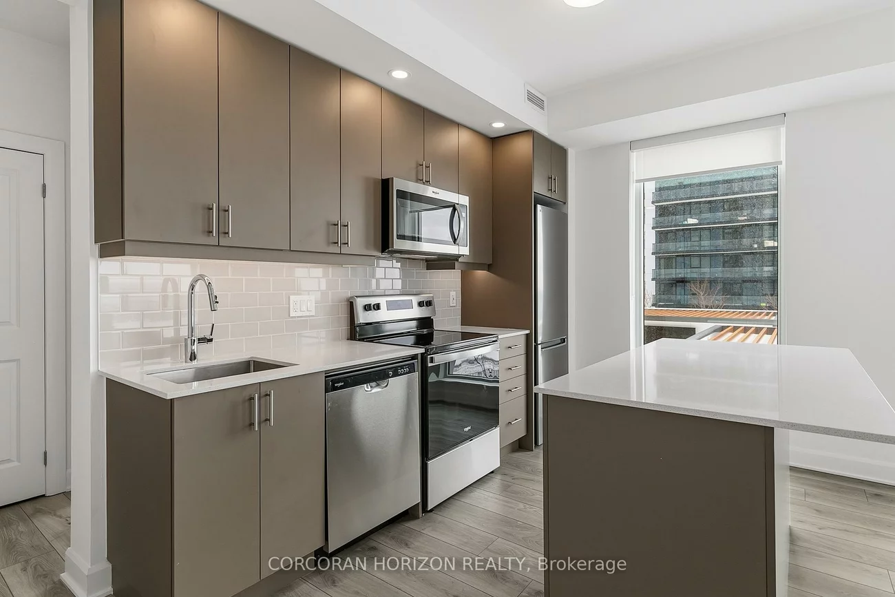3240, William Coltson, 1010 - JM Joshua Meadows, Oakville