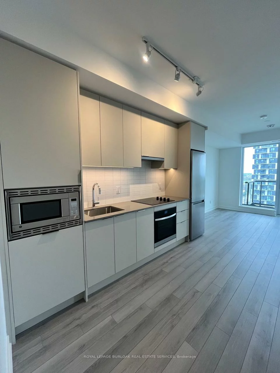 3079, Trafalgar, 1010 - JM Joshua Meadows, Oakville