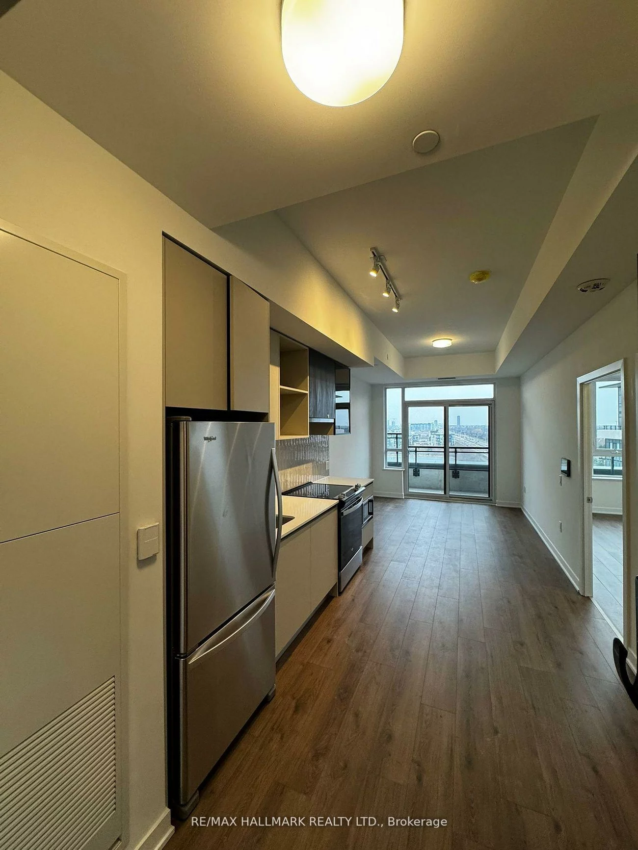 395, Dundas, 1008 - GO Glenorchy, Oakville