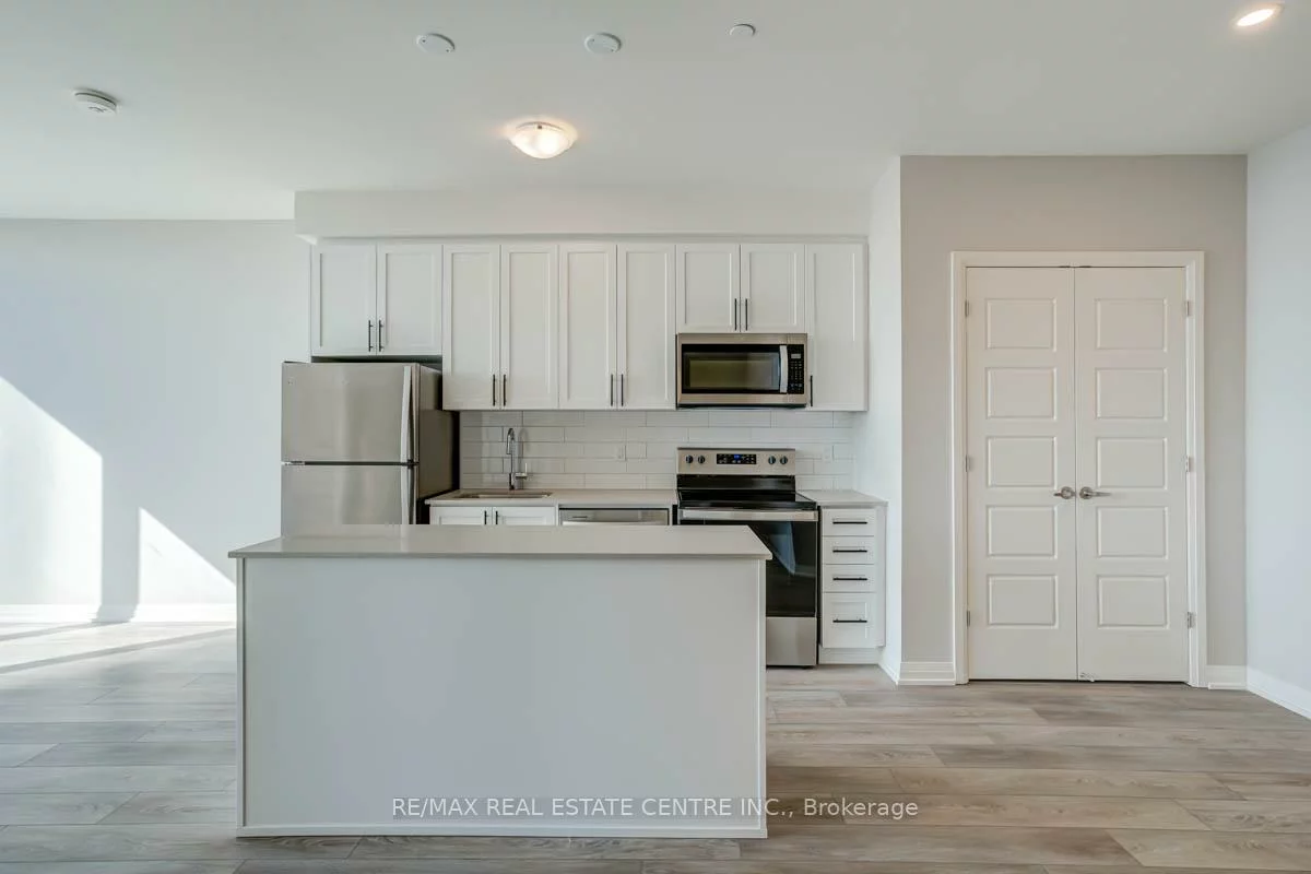 3006, William Cutmore, 1010 - JM Joshua Meadows, Oakville