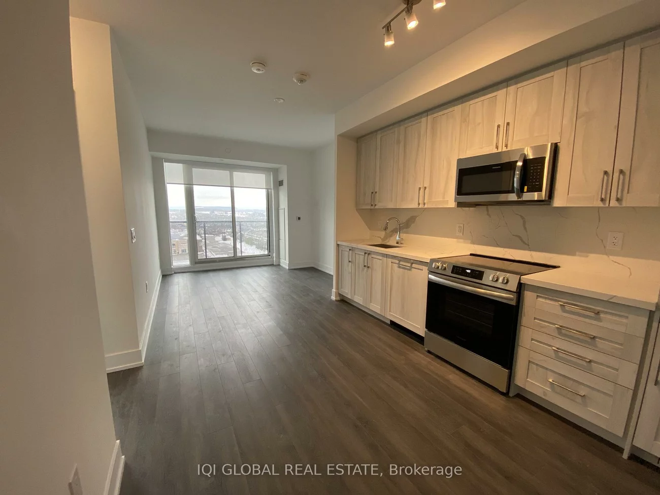 2450, Old Bronte, 1019 - WM Westmount, Oakville