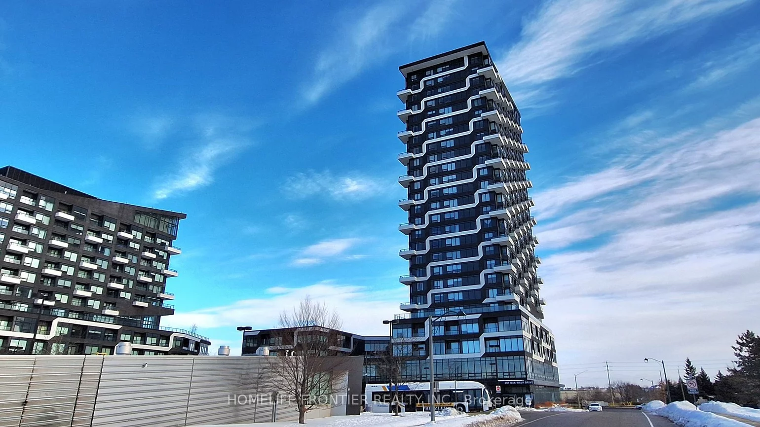 297, Oak Walk, 1015 - RO River Oaks, Oakville