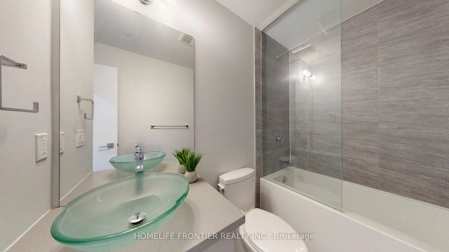 297, Oak Walk, 1015 - RO River Oaks, Oakville