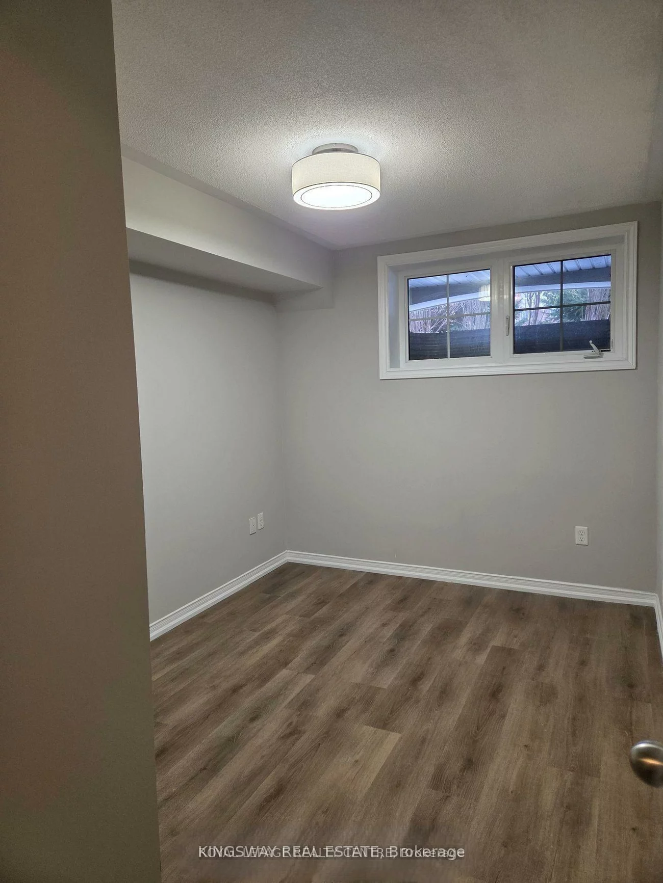 2472, POST, 1015 - RO River Oaks, Oakville