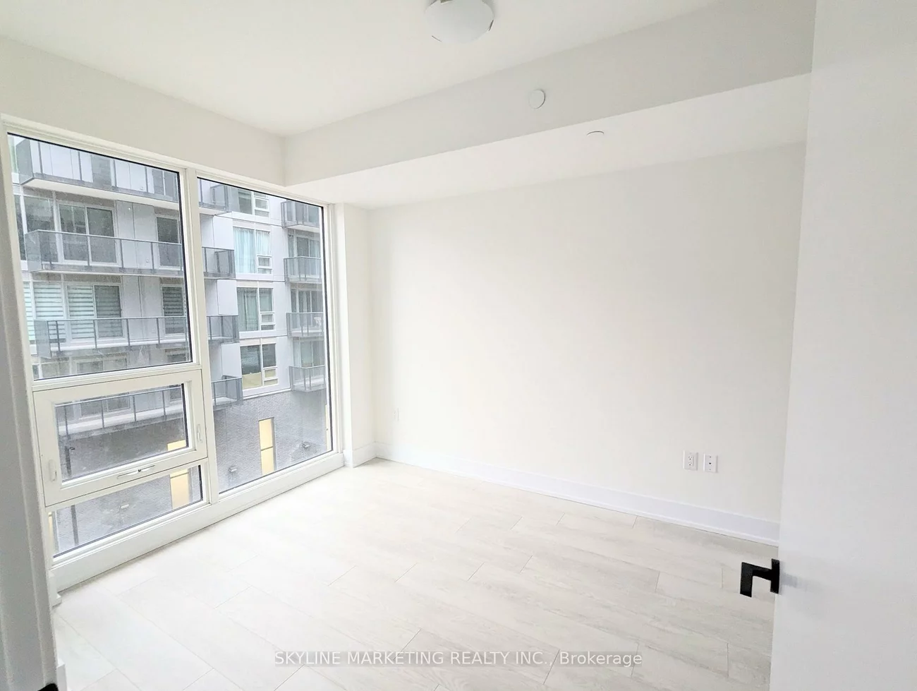 2450, Old Bronte, 1019 - WM Westmount, Oakville