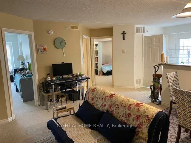 1460, Bishops, 1007 - GA Glen Abbey, Oakville