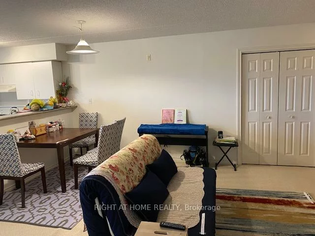 1460, Bishops, 1007 - GA Glen Abbey, Oakville