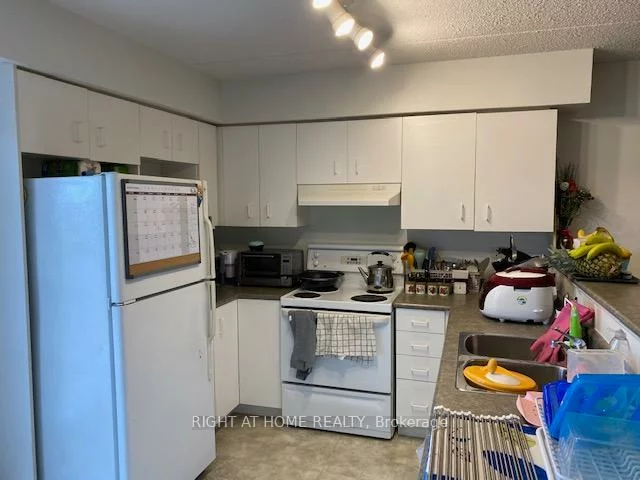 1460, Bishops, 1007 - GA Glen Abbey, Oakville