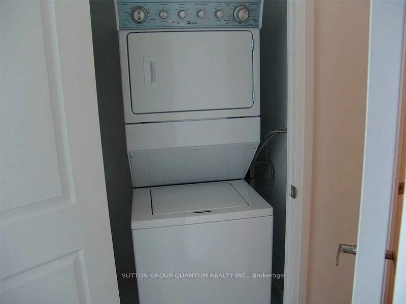 55, Speers, 1002 - CO Central, Oakville