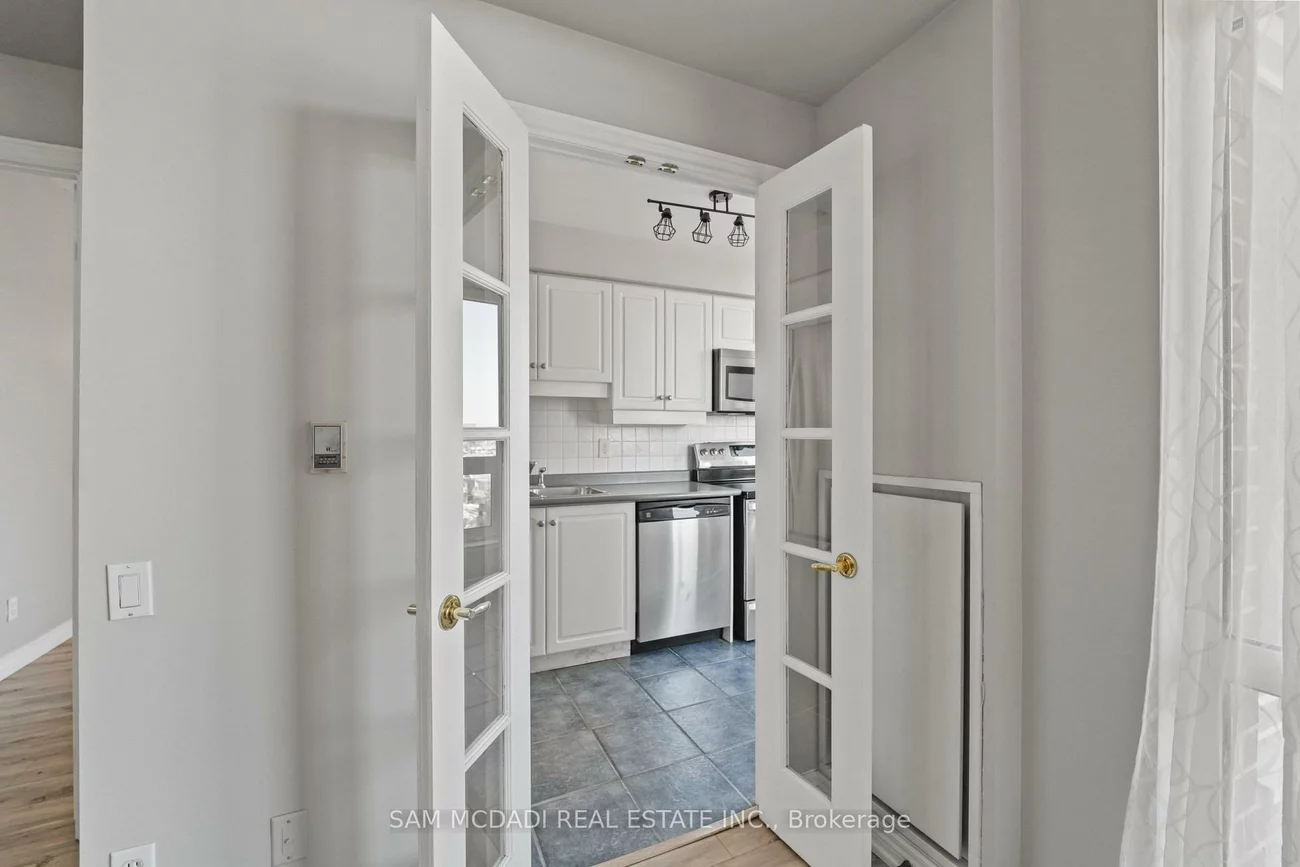 50, Old Mill, 1013 - OO Old Oakville, Oakville