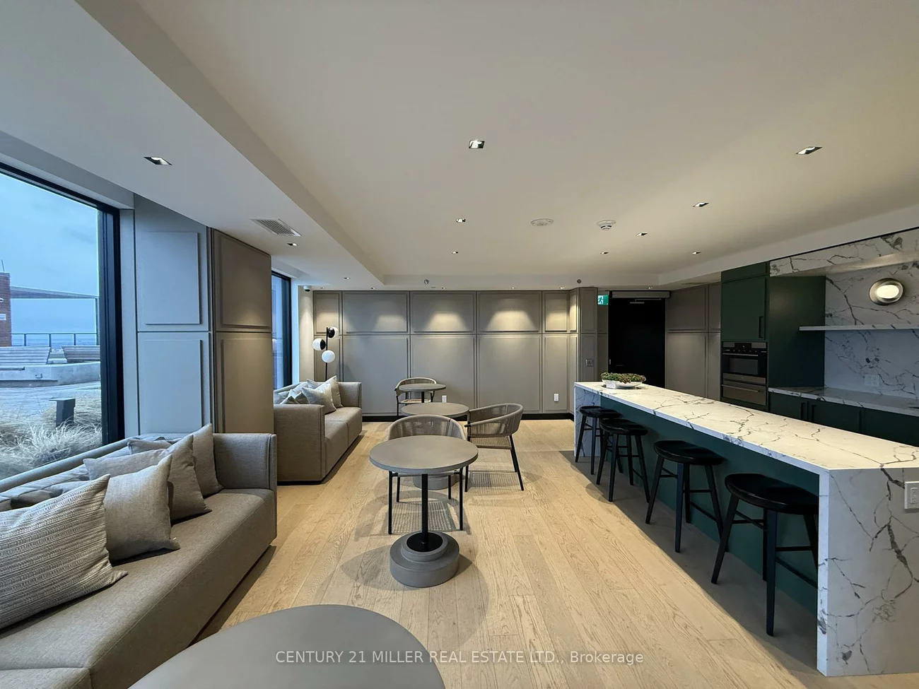 3220, William Coltson, 1010 - JM Joshua Meadows, Oakville