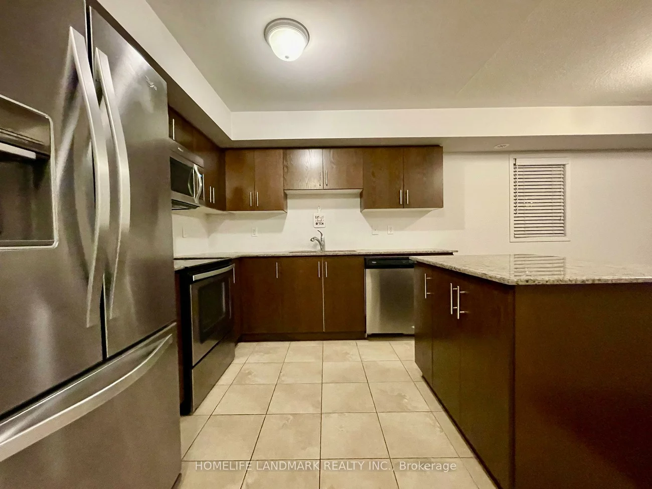 2496, Post, 1015 - RO River Oaks, Oakville