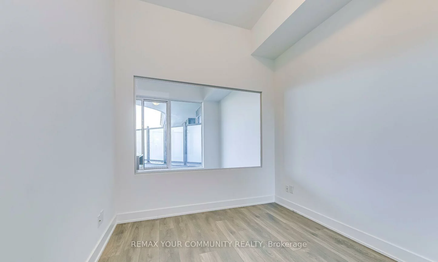 2485, Taunton, 1015 - RO River Oaks, Oakville