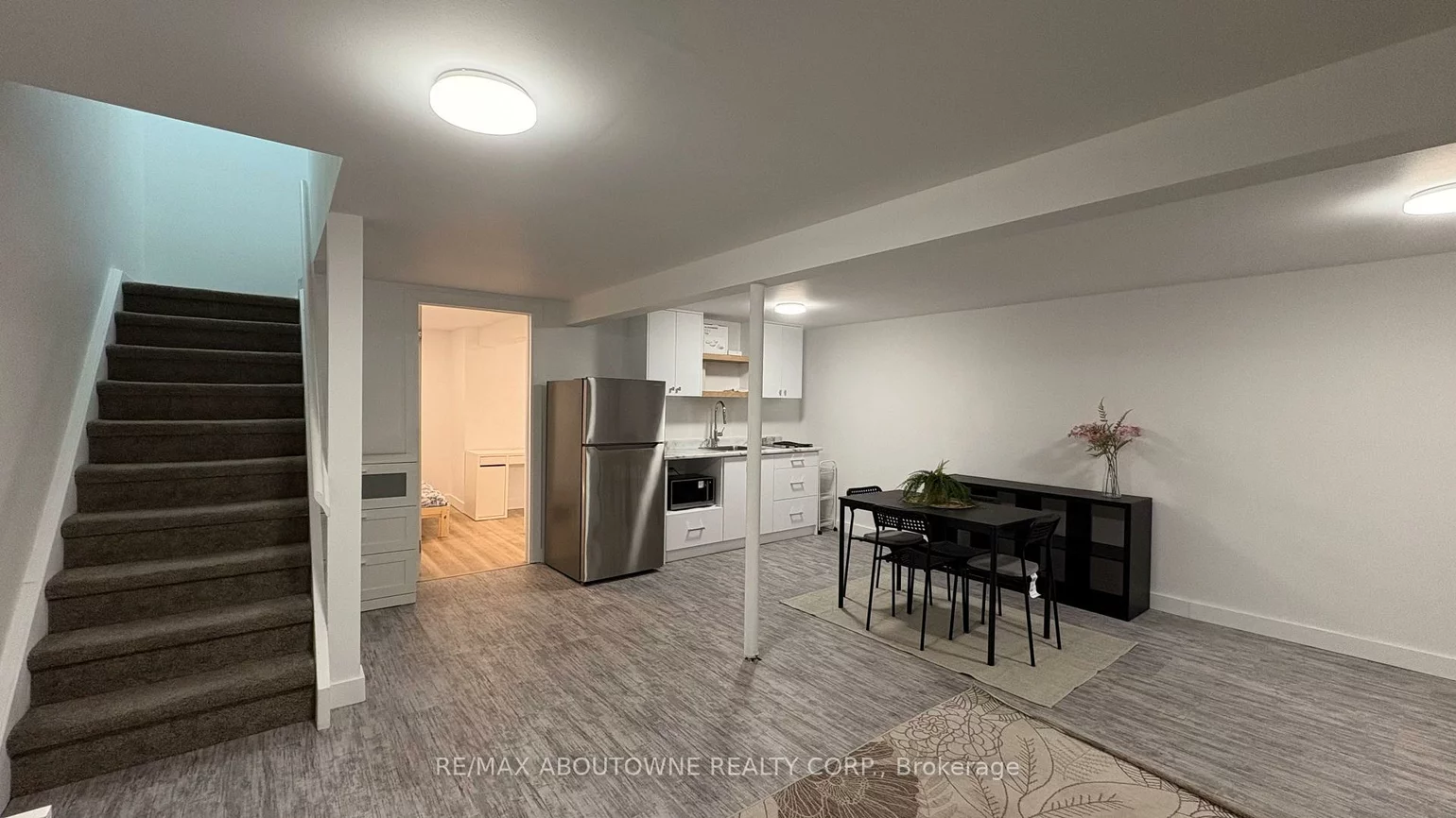 1440, Sixth, 1003 - CP College Park, Oakville