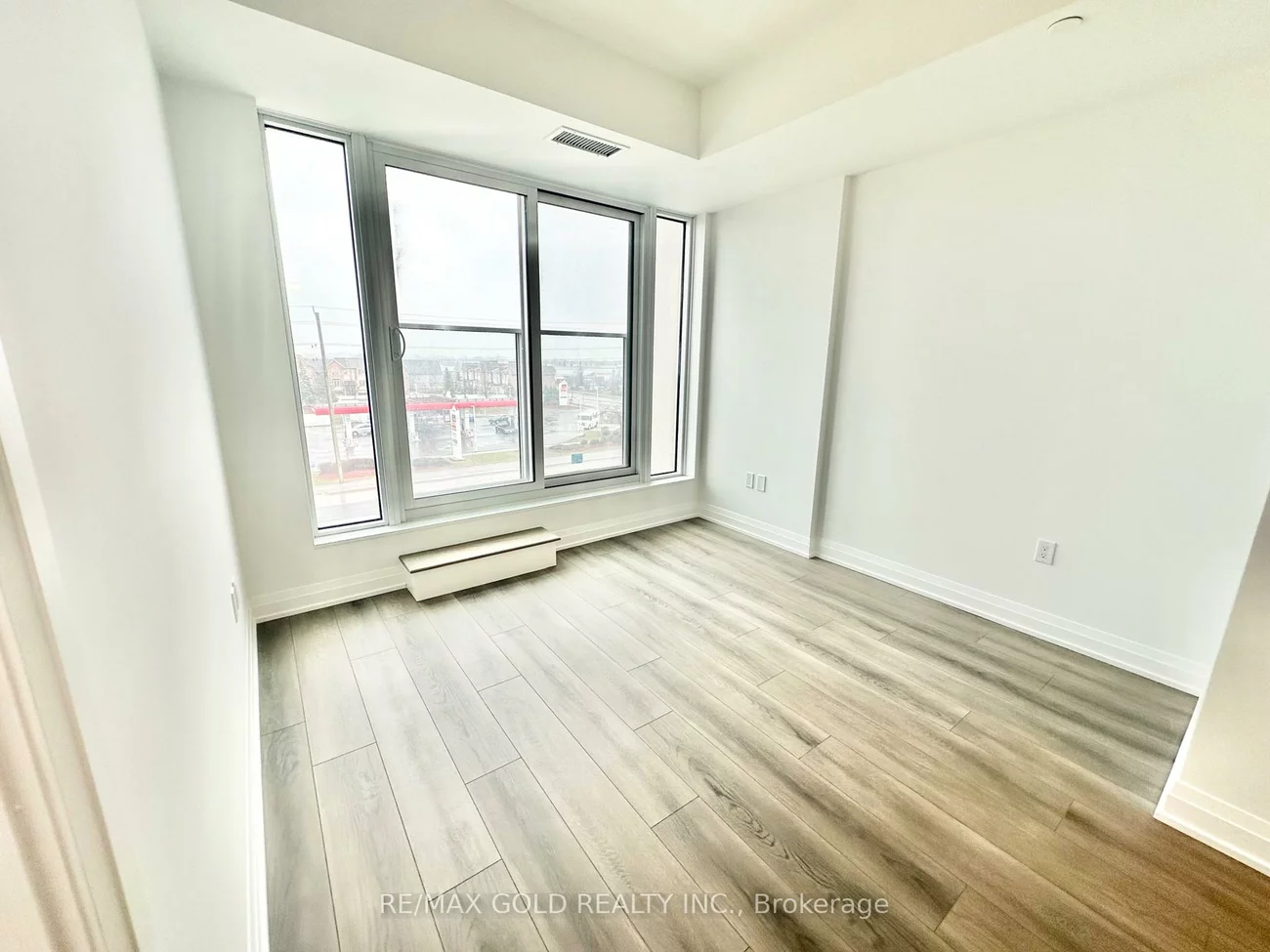 412, Silver Maple, 1010 - JM Joshua Meadows, Oakville