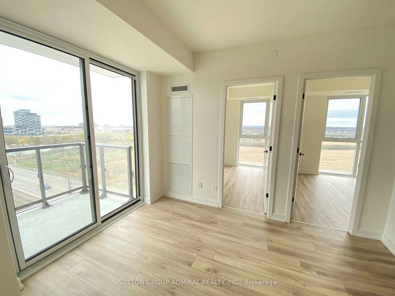 335, Wheat Boom, 1010 - JM Joshua Meadows, Oakville