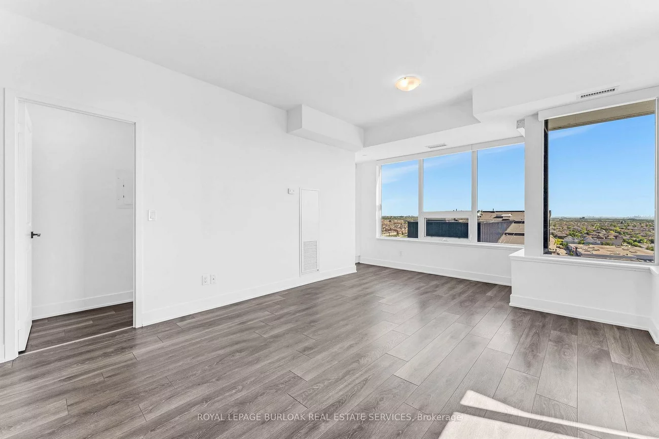 2481, Taunton, 1015 - RO River Oaks, Oakville