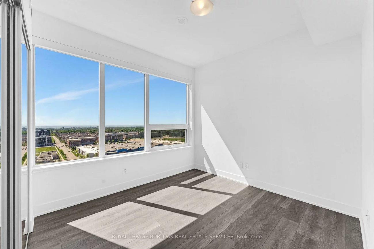 2481, Taunton, 1015 - RO River Oaks, Oakville