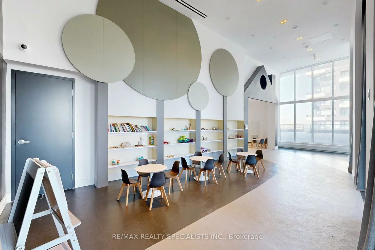 2489, Taunton, 1015 - RO River Oaks, Oakville