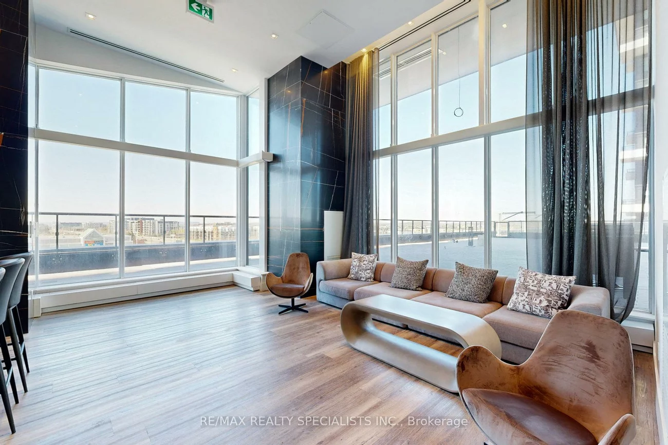 2489, Taunton, 1015 - RO River Oaks, Oakville