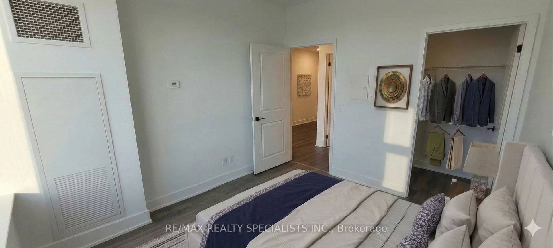 2489, Taunton, 1015 - RO River Oaks, Oakville