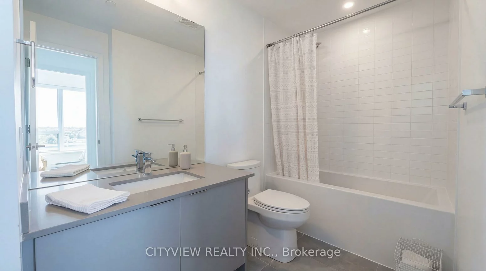 2489, Taunton, 1015 - RO River Oaks, Oakville