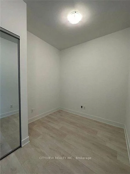 2489, Taunton, 1015 - RO River Oaks, Oakville