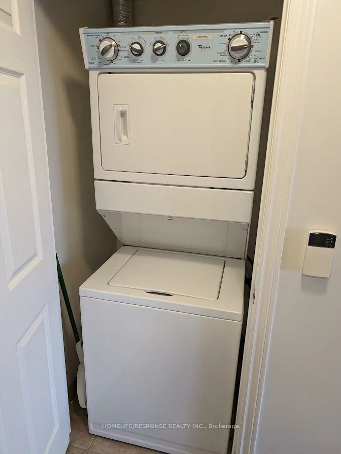 2379, Central Park, 1015 - RO River Oaks, Oakville